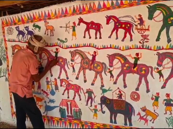 जो अन्य नामचीन कलाकार इस उत्सव में अपनी कला के जलवे बिखेरेंगे उनमें मोहिनी अट्टम नृत्यांगना जयप्रभा मेनन, सूफी गायिका ज्योति नूरा, भरतनाट्यम नृत्यांगना प्रिया वेंकटरमन, कथक डांसर मालती श्याम, तमाशा पेशकश देने वाले दिलीप भट्ट, असम के सत्रीया डांसर कुशल डेका, सूफी डांसर जिया नाथ और भजन सम्राट ओमप्रकाश श्रीवास्तव शामिल हैं.