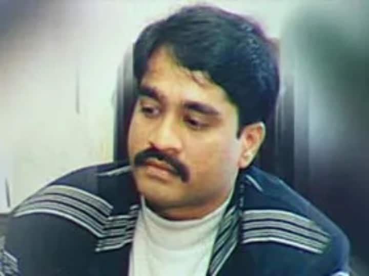 Dawood Ibrahim father Ibrahim Kaskar Head Constable Mumbai Police know story जब पिता ने दाऊद को बेल्ट से पीटा, थाने में गुनाह करवाया था कबूल, पुलिस हेड काउंस्टेबल का बेटा आतंक की दुनिया का सबसे बड़ा नाम
