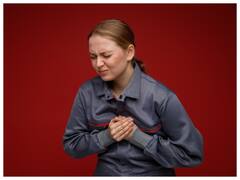 सीने में होने वाले दर्द इन 5 बीमारियों का हो सकता है कारण