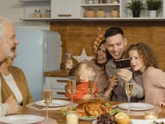 Best Lunch Time : जेवण करण्याची योग्य वेळ कोणती; जाणून घ्या सविस्तर माहिती