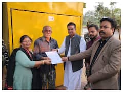 कढ़ी चावल खाते समय अचानक विधायक के रुक गए हाथ, 2 घंटे में बुजुर्ग दंपत्ति को दिलवाया मकान और दुकान