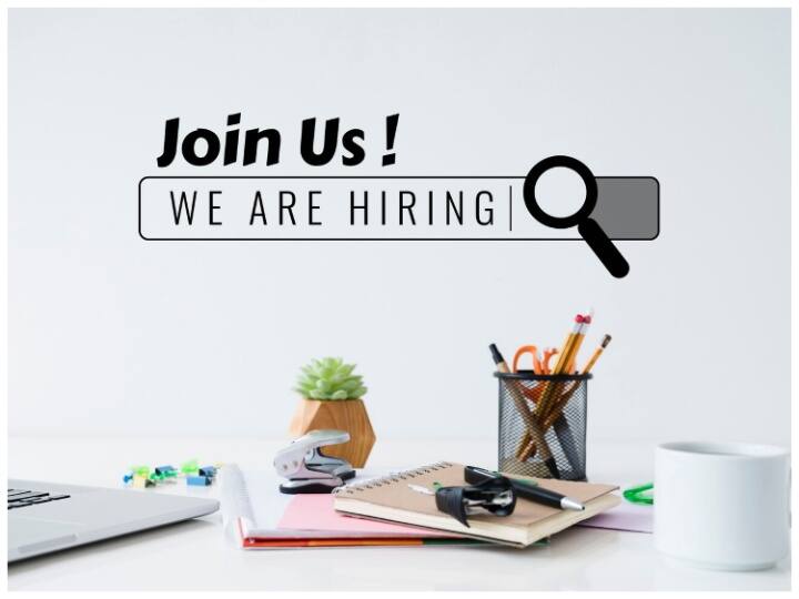 आवेदन करने के लिए कैंडिडेट के पास बीई, बीटेक या बीएससी की डिग्री कंप्यूटर साइंस में होनी चाहिए. किसी भी स्ट्रीम के ग्रेजुएट जिन्होंने पीजीडीसीए किया है, वे भी आवेदन कर सकते हैं.