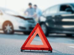 दिल्ली में बढ़ा रोड रेज का मामला, किसी ने पीटकर ली जान तो कहीं बस ड्राइवर ने बाइक सवार को घसीटा