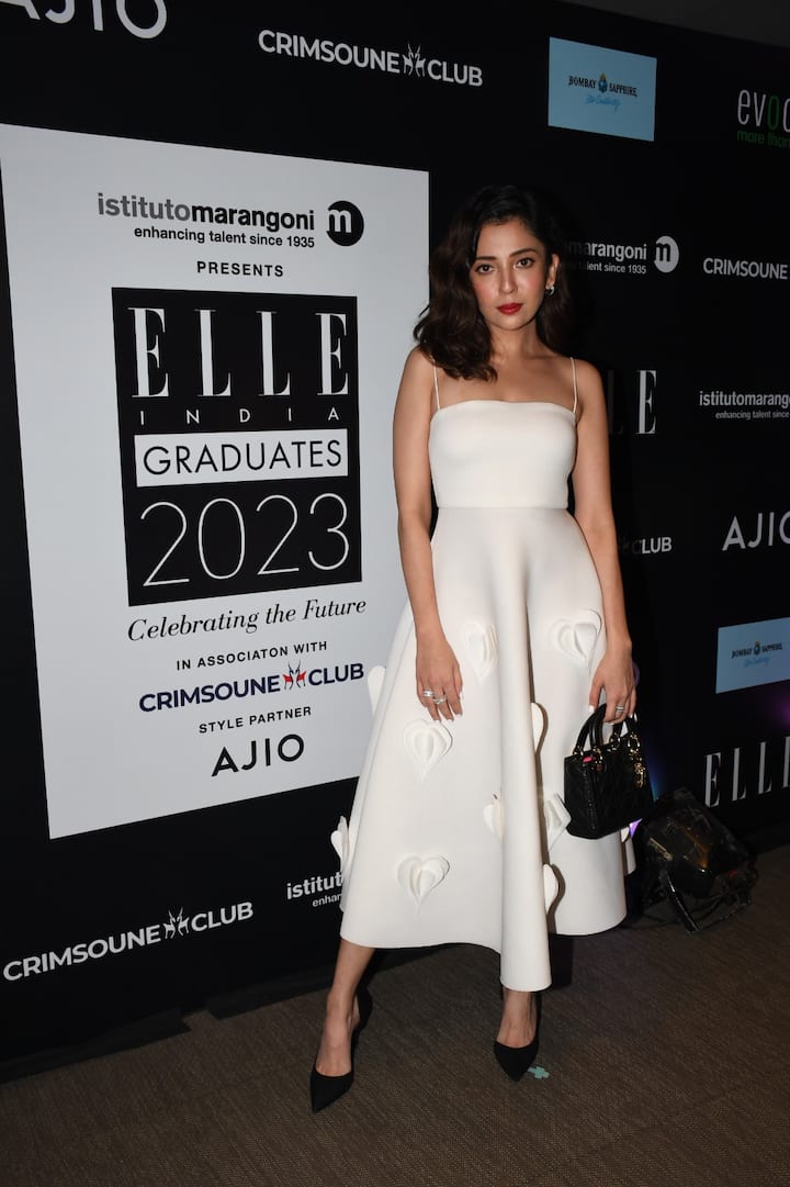 Barkha Singh's white dress was simple yet elegant, and it perfectly accentuated her curves.