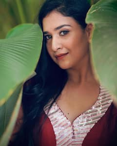 Guppedantha Manasu Rasagna Reddy: రిషిని వదల బొమ్మాళి అంటోన్న సాక్షి