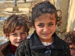 अफगानिस्तान में भूख से मर रहे बच्चे, तालिबान ने कहा कि जहर दे दो लेकिन...