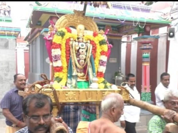 கரூர் ஸ்ரீ அபய பிரதான ரங்கநாதர் சுவாமி ஆலயத்தில் வைகுண்ட ஏகாதசி ஆறாம்  நாள் அச்ச அவதாரம்