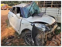 तेज रफ्तार कार अनियंत्रित होकर डिवाइडर से टकराई, दो की मौत, दो गंभीर रूप से घायल