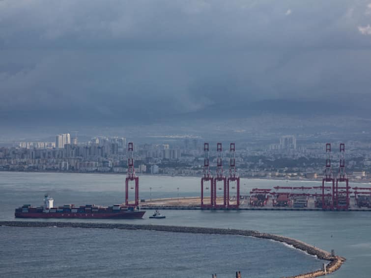 US Led Patrol Force Red Sea Counter Attacks Commercial Ships By Houthis US-Led Patrol Force Formed In Red Sea To Counter Attacks On Commercial Ships By Houthis