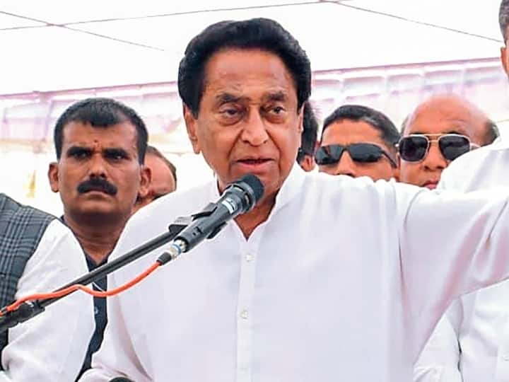 MP Politics Kamal Nath targets bjp over removal of Pandit Jawaharlal Nehru picture from mp Assembly MP Politics: एमपी विधानसभा से पंडित नेहरू की तस्वीर हटाने पर भड़के कमलनाथ, कहा- 'BJP को अंबेडकर का सम्मान करना होता तो ...'