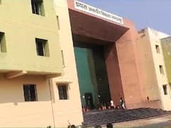 जगदलपुर के आवासीय विद्यालय के बाथरूम में मिला छात्र का शव, आत्महत्या की आशंका, जांच में जुटी पुलिस