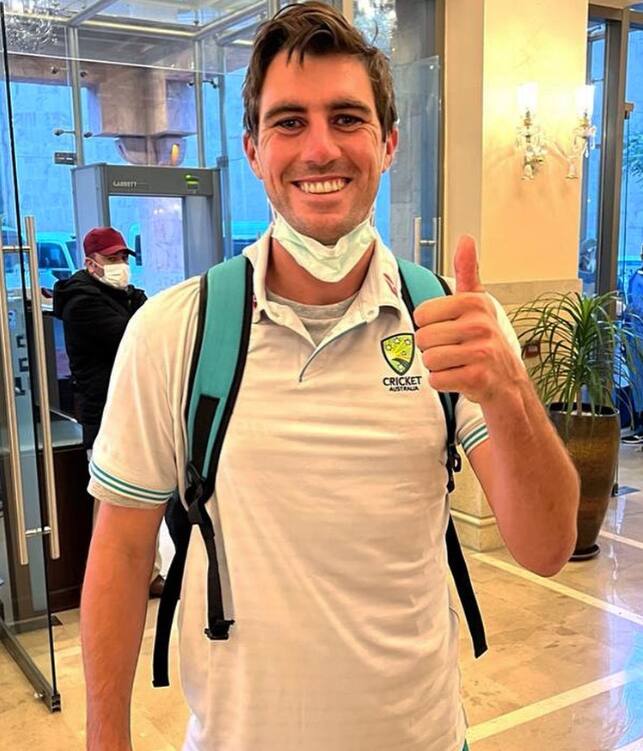 இந்த ஏலத்தில் அணிகள் தங்கள் அணிகளுக்கு தேவையான வீரர்களை வாங்கும் முயற்சியில் மும்முரமாக ஈடுபட்டு வருகின்றனர்.