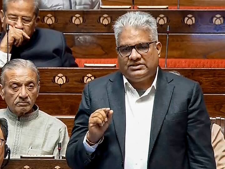 Opposition MPs Suspended: संसद से निलंबित विपक्षी सांसदों पर केंद्रीय मंत्री भूपेन्द्र यादव बोले, 'नकारात्मक राजनीति से...' Opposition MPs Suspended Union minister Bhupender Yadav said country would not benefit from their negative politics Opposition MPs Suspended: संसद से निलंबित विपक्षी सांसदों पर केंद्रीय मंत्री भूपेन्द्र यादव बोले, 'नकारात्मक राजनीति से...'