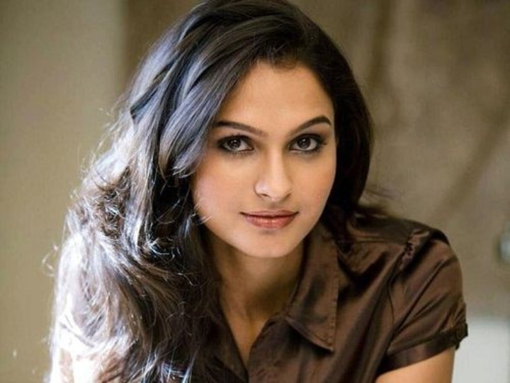 HBD Andrea Jeremiah : டப்பிங் ஆர்ட்டிஸ்ட் தொடங்கி ஸ்டார் ஹீரோயின் வரை.. அழகிய மின்னல் ஆண்ட்ரியா பிறந்தநாள் இன்று..