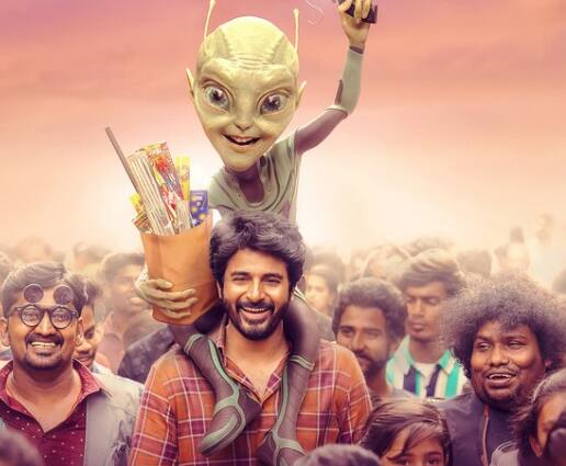 இந்த படத்தில் நடிகர் சித்தார்த், ரகுல் ப்ரீத் சிங், கருணாகரன்  உள்ளிட்டோர் நடித்துள்ளனர்.