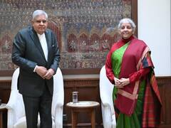 मिमिक्री मामले के बाद उपराष्ट्रपति जगदीप धनखड़ से मिले बीजेपी के दिग्गज नेता, देखें तस्वीरें