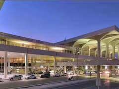 Airport: સાઉદી આરબમાં છે દુનિયાનું સૌથી મોટુ એરપોર્ટ, જ્યાં માણસ ખોવાઇ ગયા બાદ પણ ના મળે......