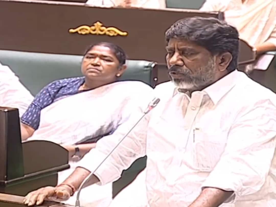 Telangana Finance Minister Bhatti Vikramarka released a white paper in the Assembly on the economic status of Telangana Telangana Assembly Sessions: తెలంగాణలో రోజు వారీ ఖర్చులకి కూడా డబ్బుల్లేవు; ఆర్థిక మంత్రి భట్టి విక్రమార్క