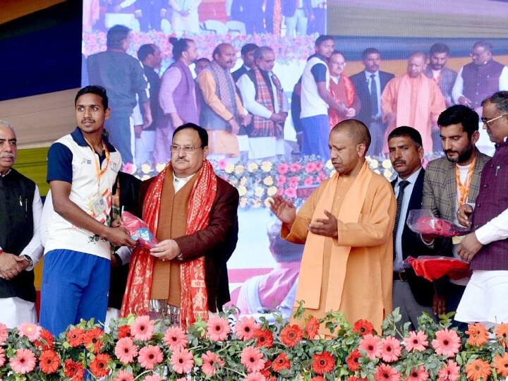 CM Yogi Adityanath and JP Nadda inaugurated MP Khel Mahakumbh 3.0 in Basti UP News: 'भारत को दुनिया की सबसे बड़ी ताकत बनने से कोई नहीं रोक सकता', बोले सीएम योगी