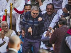 मिमिक्री मामले के बाद उपराष्ट्रपति जगदीप धनखड़ से मिले बीजेपी के दिग्गज नेता, देखें तस्वीरें