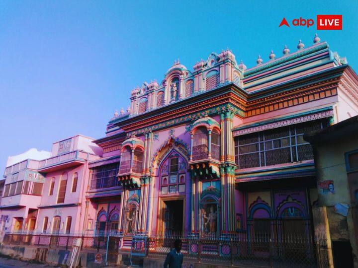 राघवजी मंदिर: अयोध्या नगरी में स्थित भगवान राम का यह मंदिर बहुत प्राचीन है. भक्त सरयू जी में स्नान करने के बाद यहां दर्शन के लिए आते हैं.
