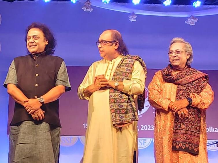 'Swar Samrat Festival' ends after 3 days event Kolkata enjoyed performances by several artists including Zakir Hossain 'Swara Samrat Festival': শেষ হল তিন দিন ব্যাপী 'স্বর সম্রাট ফেস্টিভ্যাল', শীতের শহর উপভোগ করল 'জাকির-উষ্ণতা'