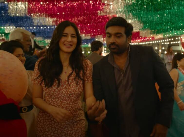 Merry Christmas Trailer out Katrina Kaif and Vijay Sethupathi starrer thriller movie Merry Christmas Trailer: 'मेरी ख्रिसमस'चा जबरदस्त ट्रेलर रिलीज; कतरिना आणि विजय सेतूपतीच्या 'लिपलॉक' सीननं वेधलं लक्ष