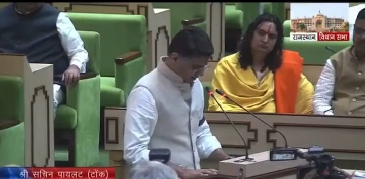 टोंक से विधायक चुनकर आए सचिन पायलट ने भी आज विधानसभा में विधायक की शपथ ली.
