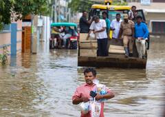 राहत कैंप में भेजे गए 75 हजार लोग-10 की मौत, तमिलनाडु में बाढ़ की तबाही के बीच रेस्क्यू के लिए उतरी आर्मी, देखें तस्वीरें