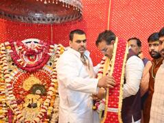 मथुरा में गिरिराज जी महाराज के दर्शन करने पहुंचे राजस्थान के सीएम भजनलाल शर्मा, विधि-विधान से की पूजा