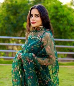 Year Ender 2023: ਇਸ ਸਾਲ ਐਲਵਿਸ਼ ਯਾਦਵ-ਉਰਫੀ ਜਾਵੇਦ ਸਣੇ ਸੁਰਖੀਆਂ 'ਚ ਰਹੇ ਇਹ ਸਿਤਾਰੇ, ਵਿਵਾਦਾਂ ਨਾਲ ਬੁਰੀ ਤਰ੍ਹਾਂ ਗਏ ਸੀ ਘਿਰ