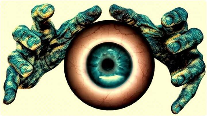 Nazar Dosh Upay: બાળકો નાજુક અને નિર્દોષ હોય છે. તેથી જ તેઓ લોકોનું ધ્યાન ખેંચે છે. આ કારણે તેને નજર લાગી જવાનો બહુ ડર રહે છે. કેટલીક વખજ તે અચાનક દૂધ પીવાનું બંધ કરી દે છે અને ચીડિયા થઈ જાય છે. આવી સ્થિતિમાં તમે પરંપરાગત ઉપાયોથી બાળકોની ખરાબ નજર દૂર કરી શકો છો.