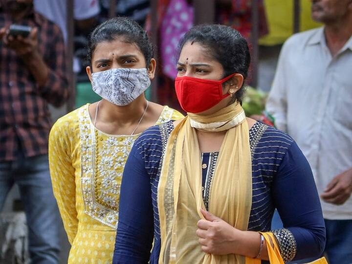 Rajkot Corona Cases: After 2 months COVID-19 case registers in city 52 year old women found positive Rajkot Corona Cases: રાજકોટમાં ફરી કોરોનાની એન્ટ્રી, કોઈ ટ્રાવેલ હિસ્ટ્રી વગરની મહિલાનો રિપોર્ટ પોઝિટિવ આવતાં ફફડાટ