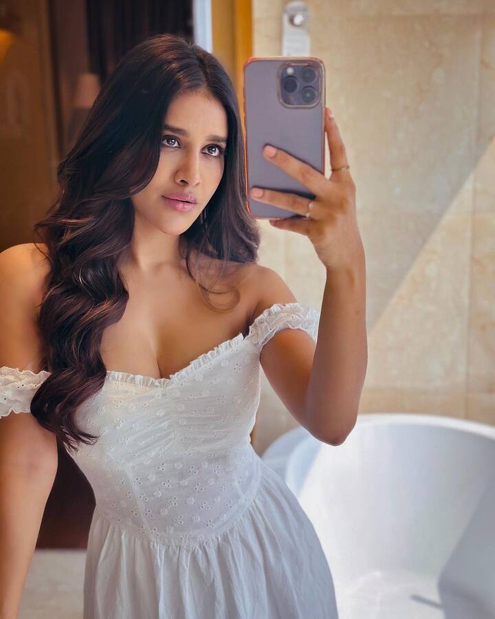 నభా నటేష్ ఫోటోలు -Image Credit: Nabha Natesh/Instagram