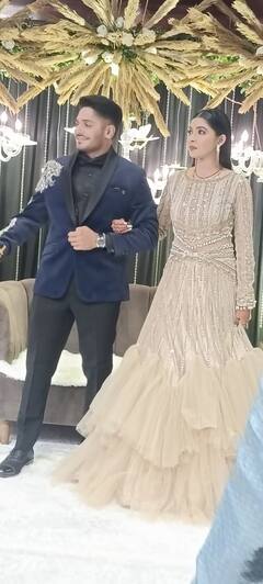 तुषार देशपांडेनं कॉलेज क्रशसोबत केले लग्न, पाहा फोटो