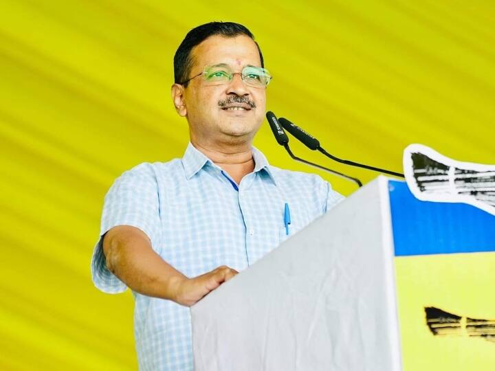 Arvind Kejriwal Vipassana Delhi CM Reached Punjab Where will spend 10 days in exile Ann Arvind Kejriwal: दिल्ली के CM केजरीवाल ने पंजाब में डाला डेरा, 10 दिन किसी से नहीं करेंगे संपर्क, जानें वजह
