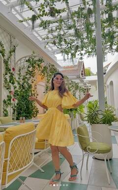 Hina Khan: ਹਿਨਾ ਖਾਨ ਦੇ ਗਲੈਮਰਸ ਲੁੱਕ 'ਤੇ ਰੁਕੀਆਂ ਫੈਨਜ਼ ਦੀਆਂ ਨਜ਼ਰਾਂ, ਕਿਹਾ- ਮਨਮੋਹਕ ਲੁੱਕ