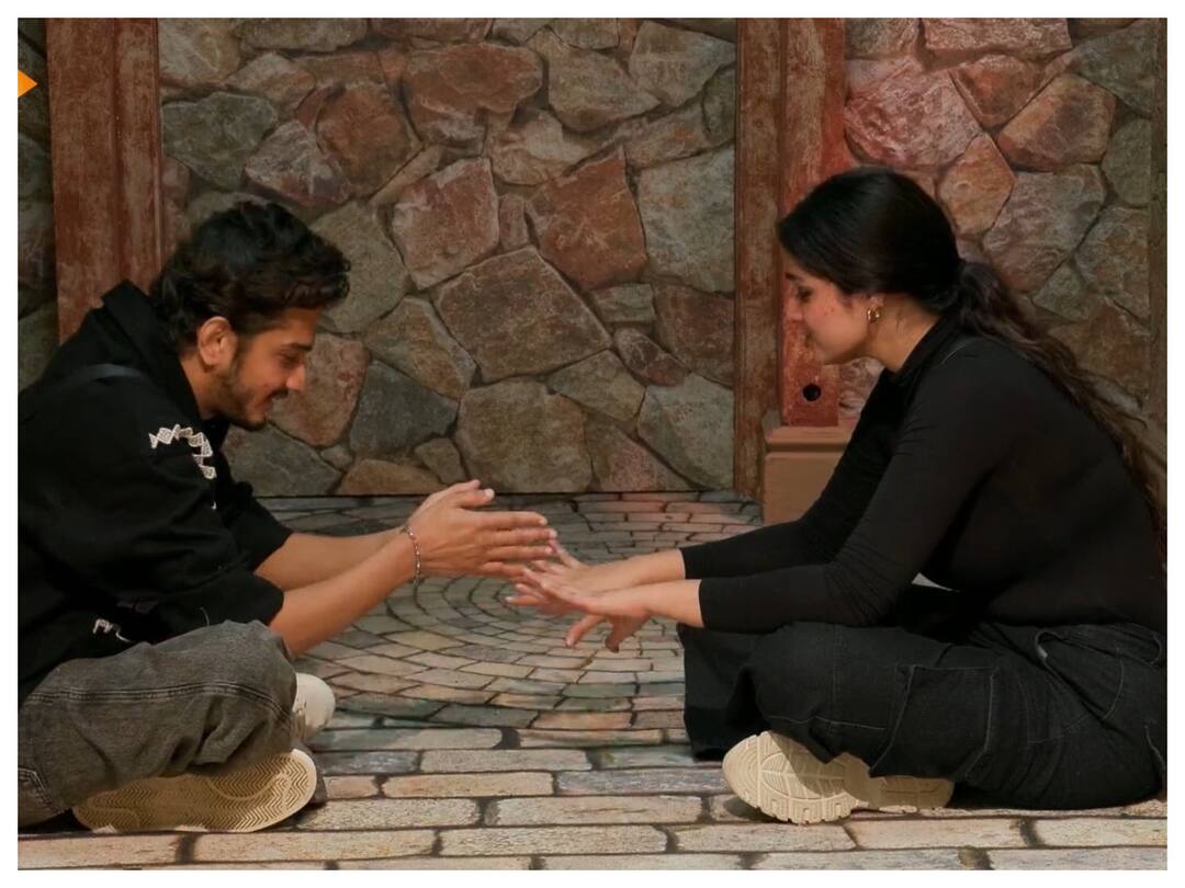 Bigg Boss 17 episode 66 written live updates December 20 Ayesha Khan, munawar faruqui, Ankita Lokhande, Abhishek Kumar salman khan, Neil Bhatt vicky jain mannara chopra, aishwarya sharma bigg boss 17 contestants Bigg Boss 17 HIGHLIGHTS: Ayesha Khan Says She Doesn't Want Munawar Faruqui In Her Life At All