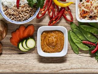 Pepper Chutney: இட்லி, தோசைக்கு சூப்பர் காம்போ! மிளகு சட்னி இப்படி செய்து பாருங்க!