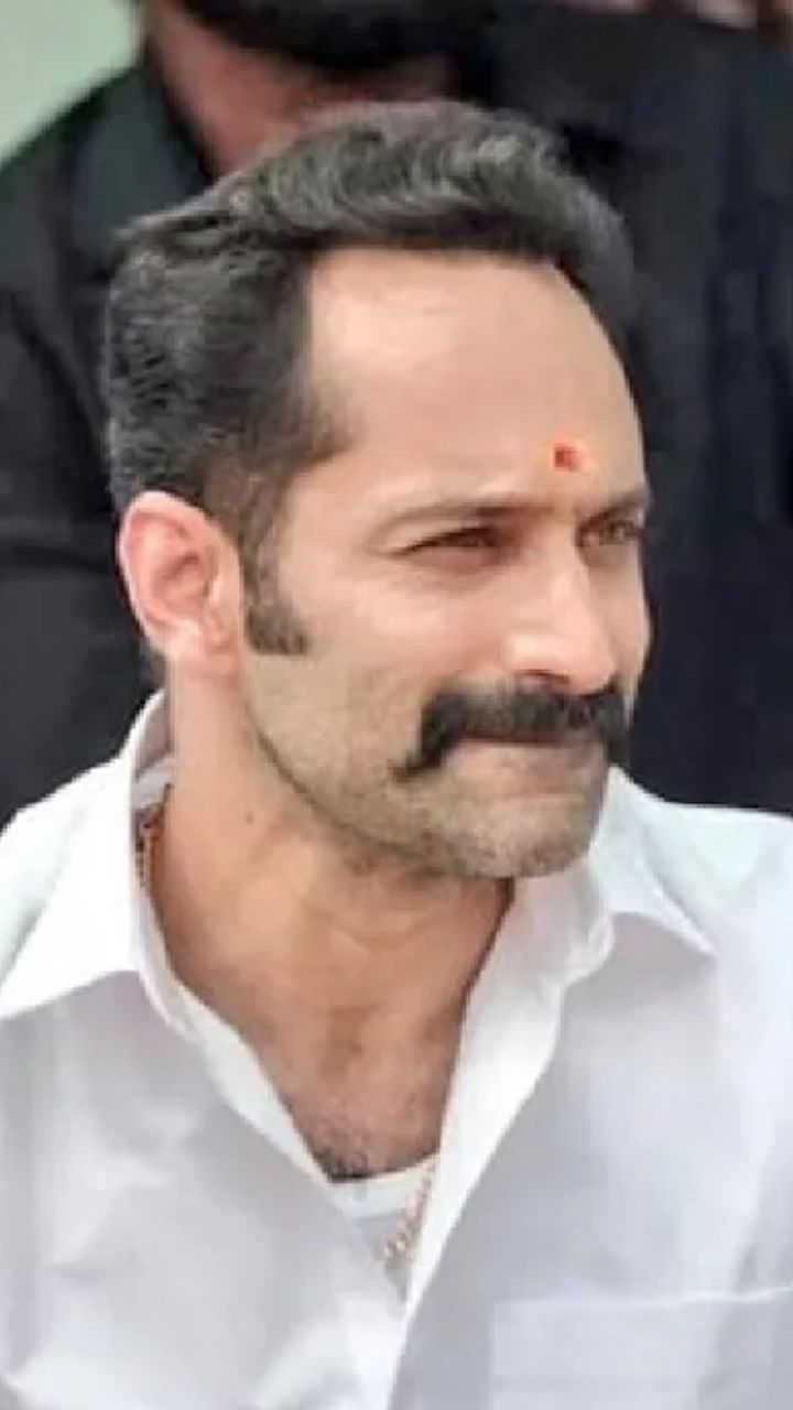 மாரி செல்வராஜ் இயக்கத்தில் வடிவேலு நடித்த மாமன்னன் திரைப்படத்தில் ஃபகத் ஃபாசில் நடித்த ரத்தினவேலு கதாபாத்திரம்