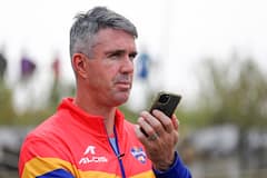 IPL Auction : আইপিএলে মরশুমে ভিত্তিতে সবথেকে বেশি নিলাম-দর কোন ক্রিকেটারদের ?