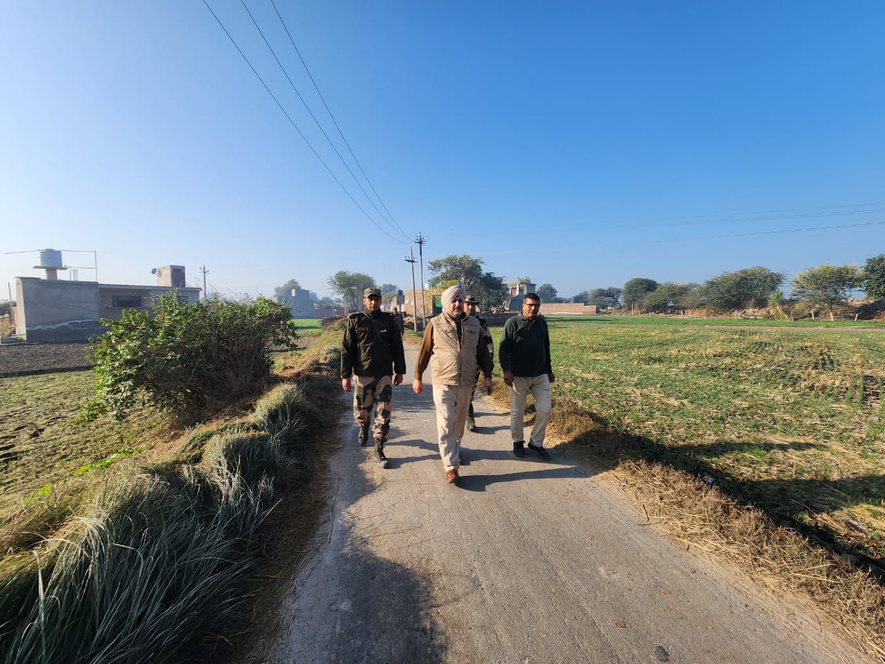 Joint Search Operation: BSF ਤੇ ਪੰਜਾਬ ਪੁਲਿਸ ਦੇ ਜਵਾਨਾਂ ਦਾ ਸਰਹੱਦੀ ਇਲਾਕੇ 'ਚ ਸਰਚ ਆਪ੍ਰੇਸ਼ਨ, ਫਾਜ਼ਿਲਕਾ ਦਾ ਇਲਾਕਾ ਫੌਜ ਨਾਲ ਭਰਿਆ
