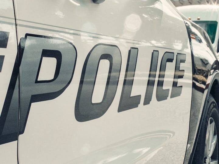 वैकेंसी डिटेल्स: इस भर्ती अभियान के जरिए पुलिस विभाग में कॉन्स्टेबल के कुल 4919 पद भरे जाएंगे.