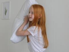 Stubborn children : तुमचे मूल दिवसें दिवस हट्टी होत आहे का? 'हे' उपाय केल्यास बदल होऊ शकतात.