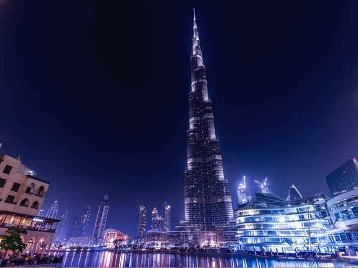 IRCTC Dubai Abu Dhabi Tour: अगर नए साल में आप दुबई और अबू धाबी घूमने का प्लान बना रहे हैं तो आईआरसीटीसी आपके लिए शानदार टूर पैकेज लेकर आया है.