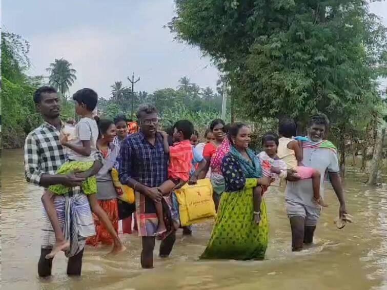 South TN Rains News director mari selvaraj flood rescue works get appreciated by netizens Watch Video : 