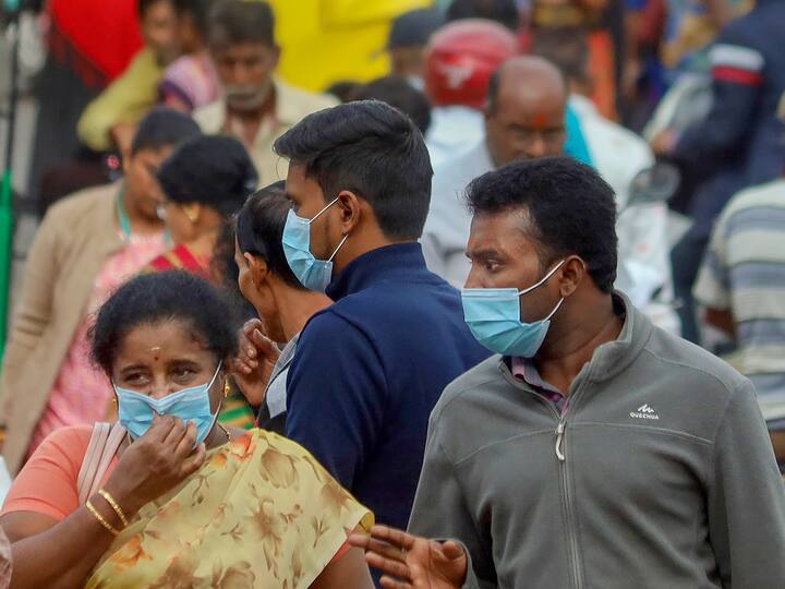 Karnataka, which has recorded three Covid deaths in the past one week, has advised people to strictly avoid visiting closed, poorly ventilated spaces and crowded areas. (Source: PTI)