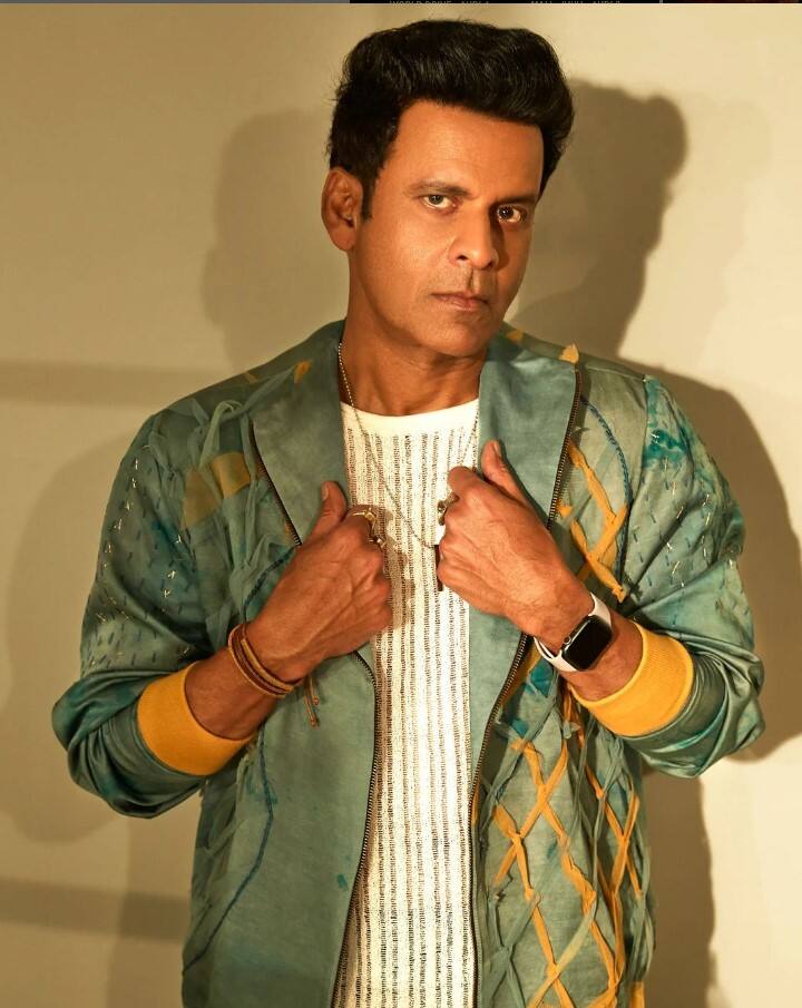 मनोज बाजपेयी ने भी अपनी पत्नी शबाना रजा के साथ मिलकर सिग्नेचर बिल्डिंग में 4 ऑफिस यूनिट खरीदे हैं.