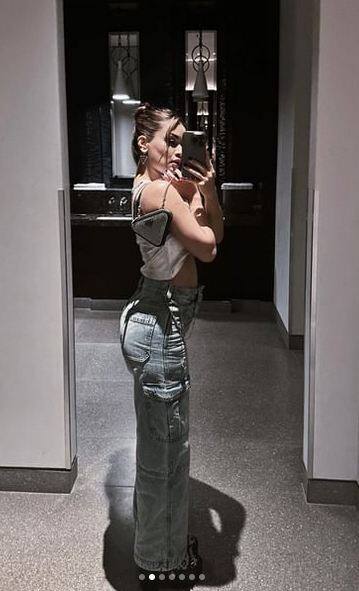 ਅਵਨੀਤ ਕੌਰ ਨੇ ਕ੍ਰੌਪਡ ਟੌਪ 'ਚ ਫਲਾਂਟ ਕੀਤਾ ਆਪਣਾ ਟੈਟੂ