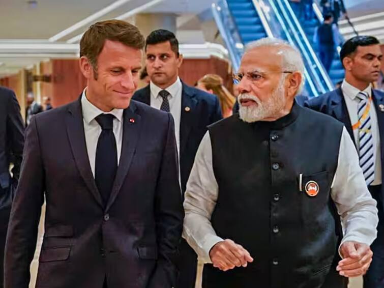 India invitation to France President Emmanuel Macron for Republic Day he said Thank You to PM Modi for invitation detail marathi news फ्रान्सचे राष्ट्राध्यक्ष इमॅन्युएल मॅक्रॉन यांना भारताकडून प्रजासत्ताक दिनाचं निमंत्रण, पंतप्रधान मोदींचे मानले आभार